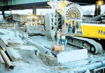 Slurry walls under construction in downtown Boston