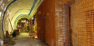 Reinforcement of Middlewall of Binocular Tunnel 